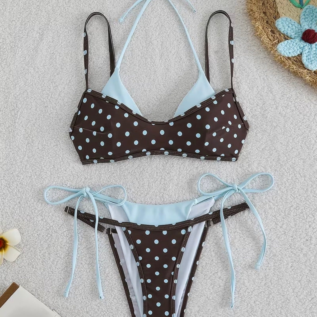 Polka Dots Marrón con celeste 2 capas