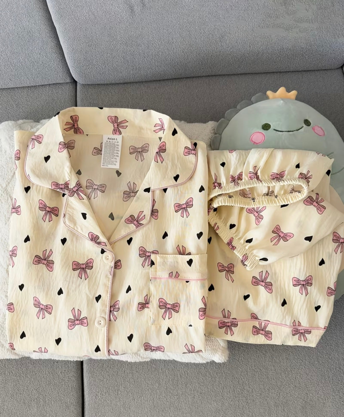 Pijama Moños rosados crema